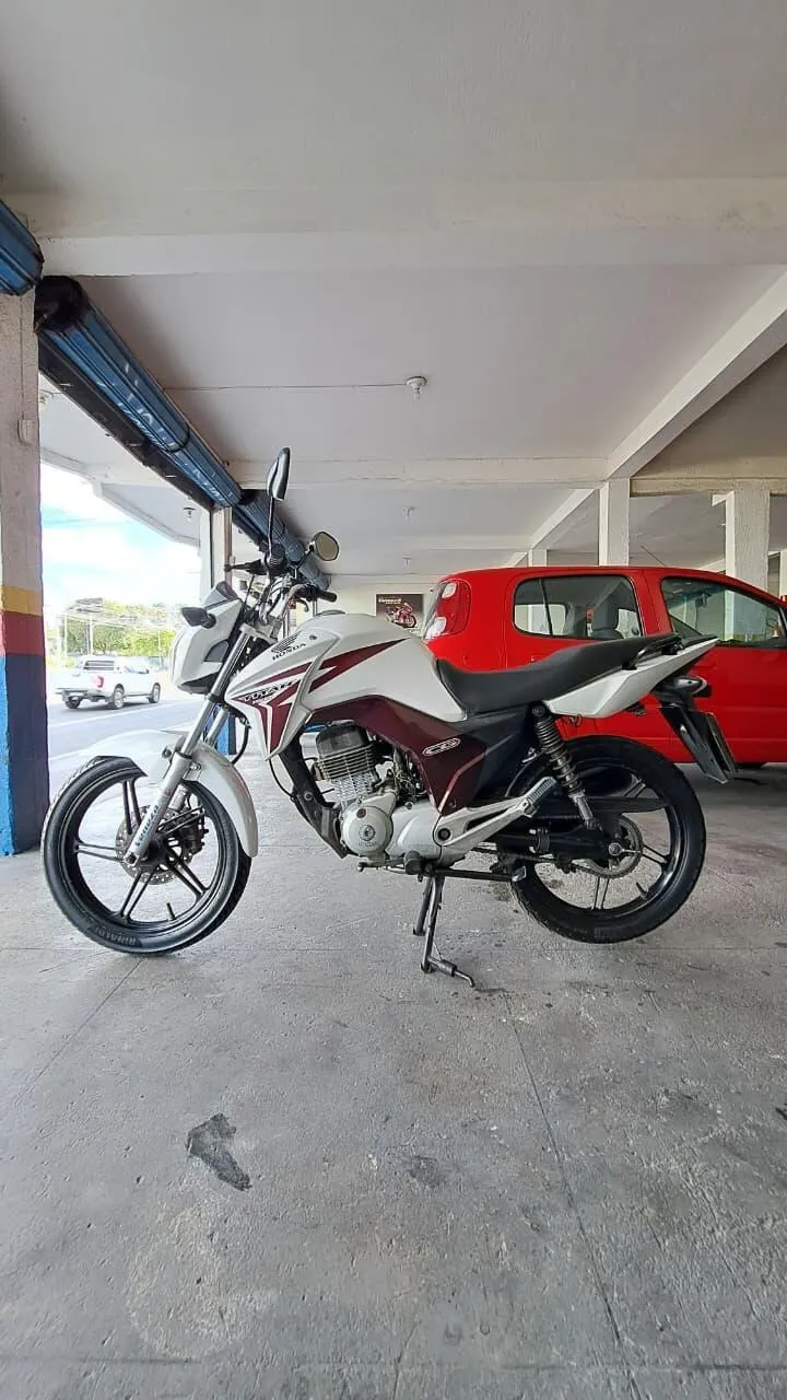 HONDA CG 150 TITAN LATERAL ESQUERDA